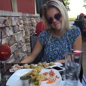 Meet your Posher, Emmalee